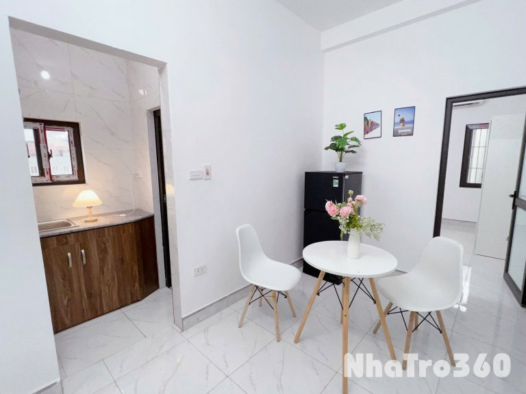 Cho thuê CCMN khép kín 1PK + 1PN thoáng đẹp tại ngách 15 ngõ 20 Hồ Tùng Mậu