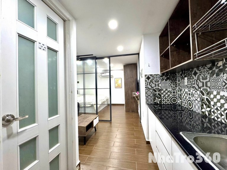 Cho thuê căn hộ Q1, gần chơ Bến Thành, CV 23/9,..