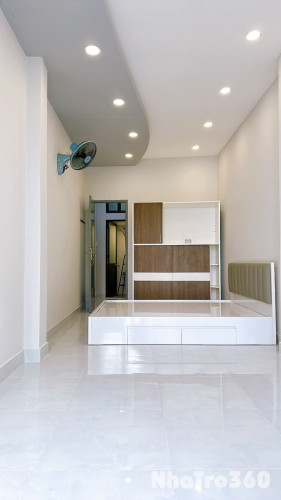 Cho Thuê Nhà 3 Phòng Ngủ, hẻm VF3, Q.Phú Nhuận