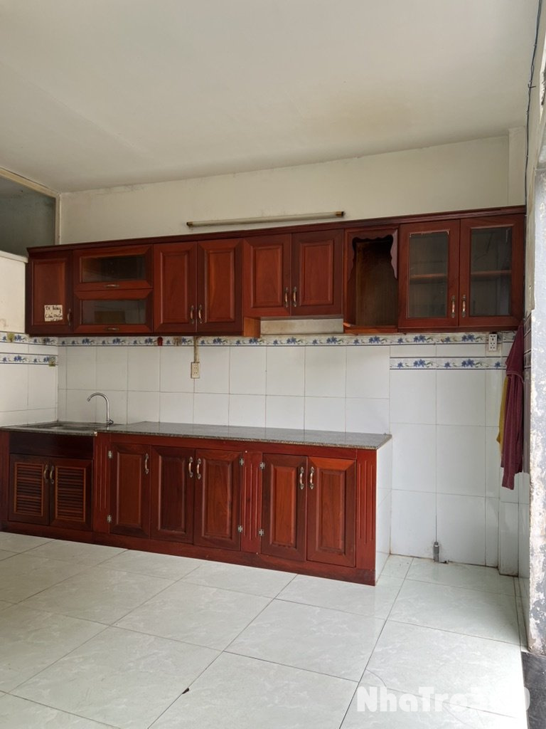 Cho thuê nhà nguyên căn gần chợ ngã ba ông trác