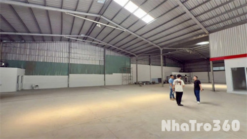 XT632 Kho, Showroom với mặt tiền rộng 52m cho thuê ổn định lâu dài, khung thép kiên cố