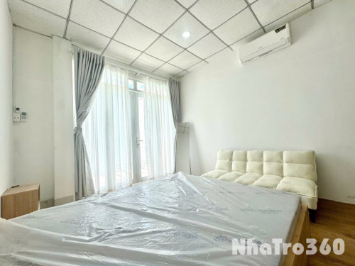 Studio ban công Q8 - gần Parcmall, cầu Nguyễn Văn Cừ, chợ Rạch Ông