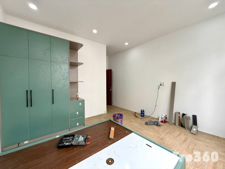 Phòng Cửa Sổ Tách Bếp Gần K300, Ga T3 Tân Bình