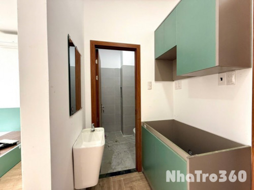 Phòng Cửa Sổ Tách Bếp Gần K300, Ga T3 Tân Bình