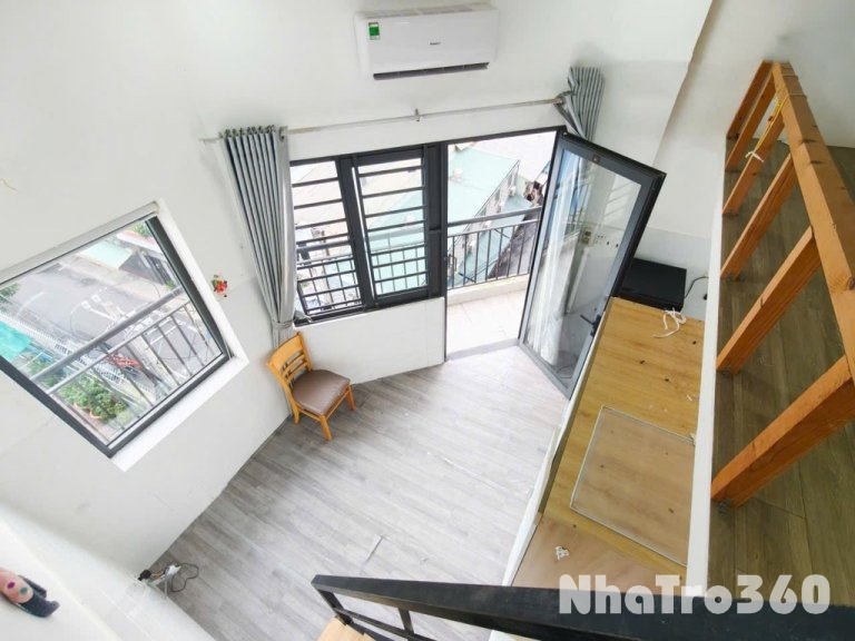 DUPLEX BAN CÔNG Ở TÂN BÌNH GẦN NHÀ GA T3