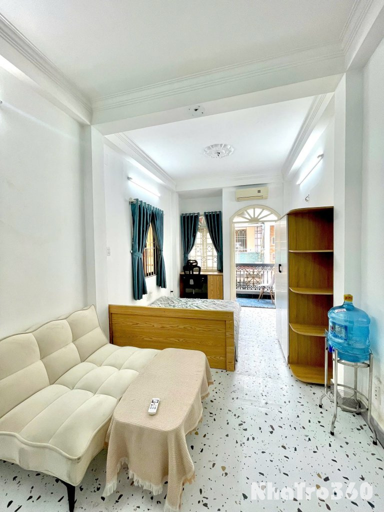 Cho thuê căn hộ ban công, Q3, Đường Đình Chiễu, gần ĐH Sài Gòn, Công Viên 23/9, chợ Hồ Thị Kỷ