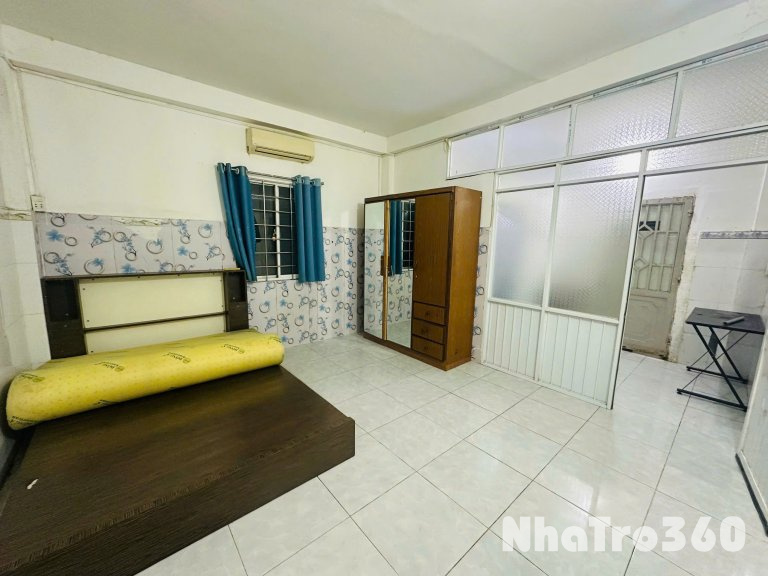 CHO THUÊ PHÒNG FULL NỘI THẤT, NHÀ MẶT TIỀN NGUYỄN VĂN LINH, P.TÂN THUẬN (Q.7 CŨ) GIÁ 3 TRIỆU 300