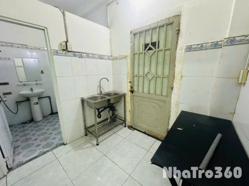 CHO THUÊ PHÒNG FULL NỘI THẤT, NHÀ MẶT TIỀN NGUYỄN VĂN LINH, P.TÂN THUẬN (Q.7 CŨ) GIÁ 3 TRIỆU 300