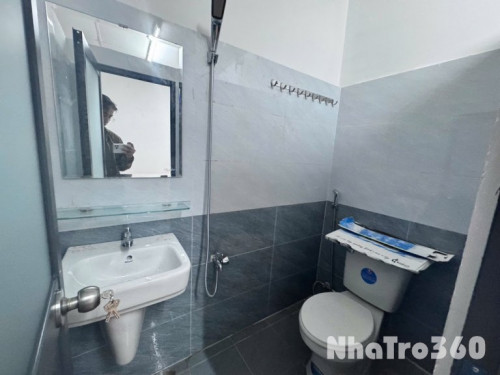 Cho Thuê Căn Hộ Mặt Tiền Có Thể Kinh Doanh Nhỏ