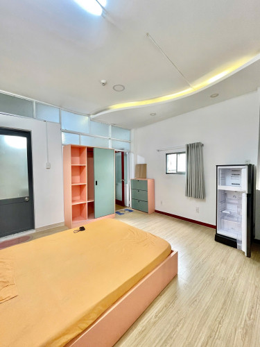 Cho thuê căn hộ tách bếp, Q4, Đường Tôn Thất Thuyết, gần ĐH Luật, ĐH Nguyễn Tất Thành, chợ Xóm Chiếu