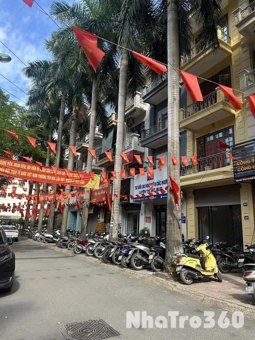 CHO THUÊ NHÀ LIỀN KỀ PHỐ ĐỖ QUANG - PHÙ HỢP LÀM VĂN PHÒNG