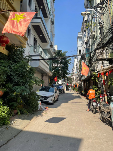 Cho thuê nhà Phố Tân Mai 55m2 x 2 tầng, 6.5 Triệu