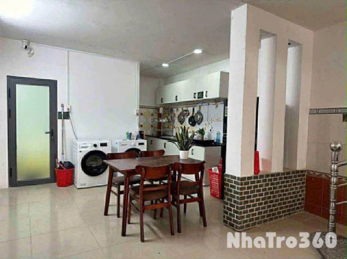 Phòng trời sinh viên