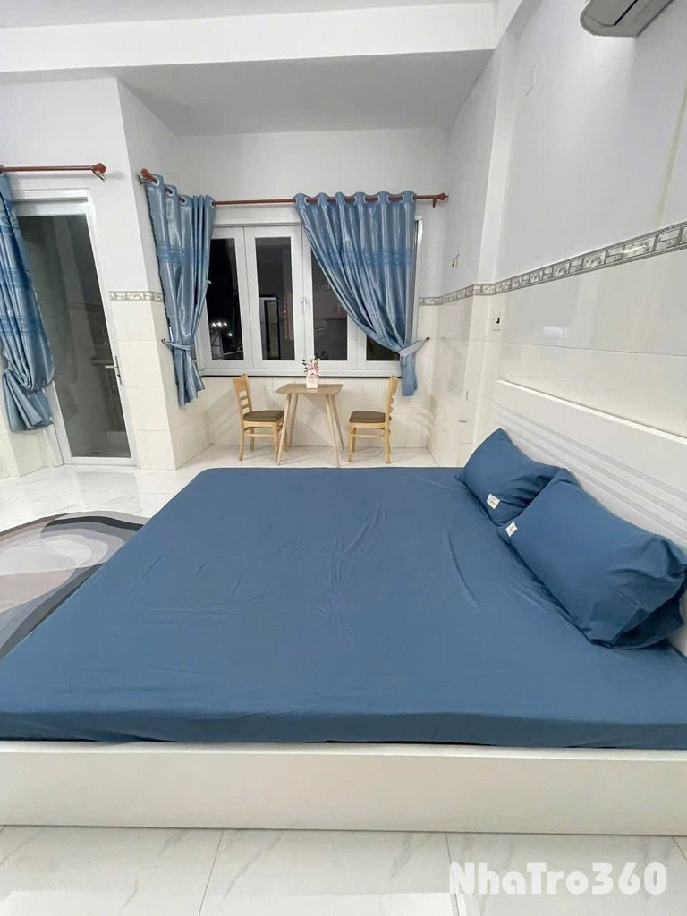 CĂN HỘ BAN CÔNG NGAY LÝ THƯỜNG KIỆT TÂN BÌNH