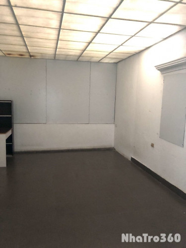 Cho thuê cả tầng 3 khép kín