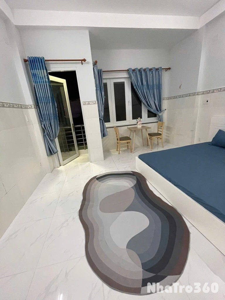 CĂN HỘ BAN CÔNG NGAY LÝ THƯỜNG KIỆT TÂN BÌNH