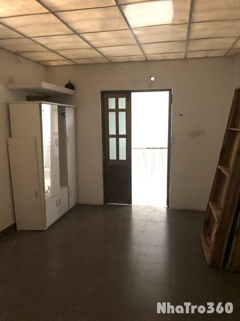 Cho thuê cả tầng 3 khép kín