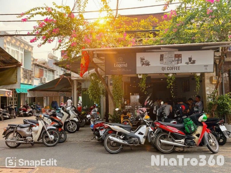 SANG NHƯỢNG QUÁN CAFE CĂN GÓC Q4