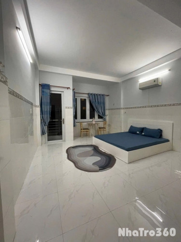 CĂN HỘ BAN CÔNG NGAY LÝ THƯỜNG KIỆT TÂN BÌNH