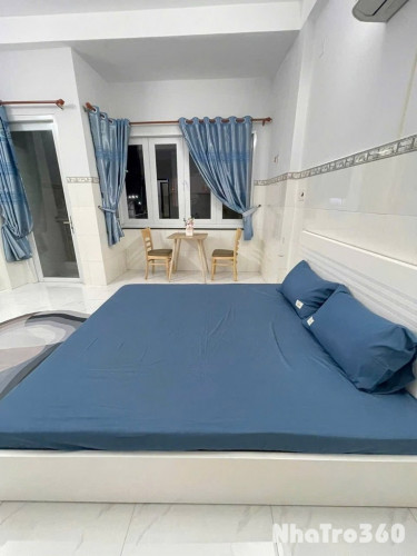 CĂN HỘ BAN CÔNG NGAY LÝ THƯỜNG KIỆT TÂN BÌNH