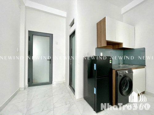 Cho thuê căn hộ ban công, Q4, Đường Đoàn Văn Bơ, gần ĐH Nguyễn Tất Thành, chợ Xóm Chiếu, Cầu Tân Thuận