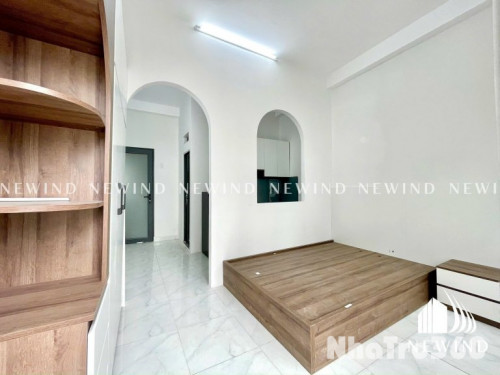 Cho thuê căn hộ ban công, Q4, Đường Đoàn Văn Bơ, gần ĐH Nguyễn Tất Thành, chợ Xóm Chiếu, Cầu Tân Thuận