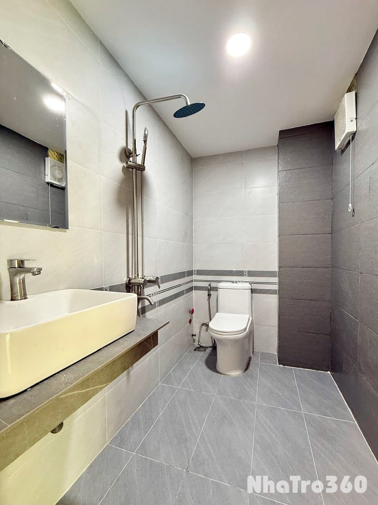 Cho thuê căn hộ 2PN, Q5, Đường Phú Hữu, gần ĐH Y Dược, Bệnh Viện Chợ Rẫy, Cầu Chà Và