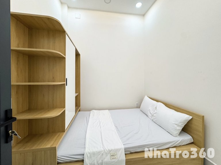 CĂN 2 PHÒNG NGỦ BAN CÔNG 50m2 QUẬN 4 gần Cầu ông l