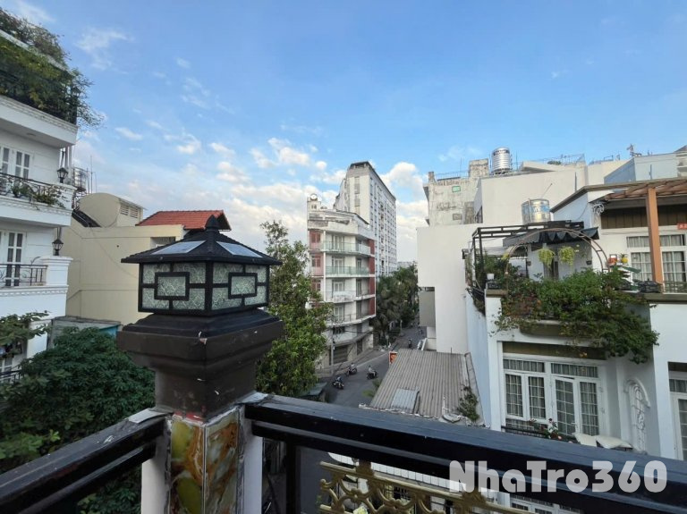 Cho thuê căn 1PN - ban công - máy giặt riêng, gần Vạn Hạnh Mall, cầu vượt 3/2, Đh Bách Khoa, Đh Huflit,...