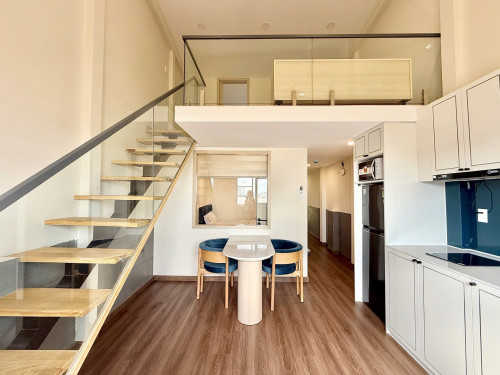 Cho thuê căn hộ 2PN, Q5, Đường Phú Hữu, gần ĐH Y Dược, Bệnh Viện Chợ Rẫy, Cầu Chà Và