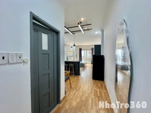 PHÒNG BAN CÔNG 40M2 QUẬN 3 GẦN CV TAO ĐÀN