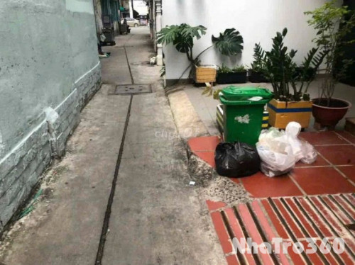 CHO THUÊ NGUYÊN CĂN NHÀ NHỎ NGUYỄN CƯ TRINH (Q.1 CŨ) GIÁ 3 TRIỆU 700.