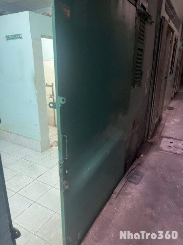 CHO THUÊ NGUYÊN CĂN NHÀ NHỎ NGUYỄN CƯ TRINH (Q.1 CŨ) GIÁ 3 TRIỆU 700.