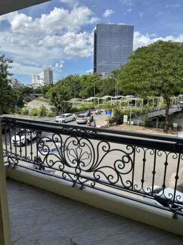 Cần cho thuê phòng tầng 2 tại vòng xoay Cầu Cót 45m2, địa điểm thuận tiện nhiều tiện ích, giá 5,5 triệu /tháng