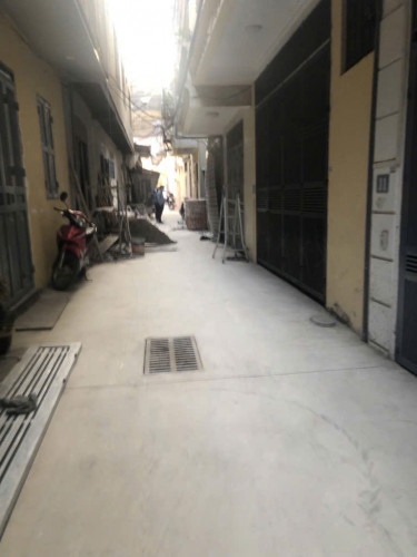 Thuê lâu dài giá rẻ phòng đào tạo Giáp Bát 300m, tầng 3,4, mặt tiền 30m, 24 tr/th, Hoàng Mai.                                                                                                      +