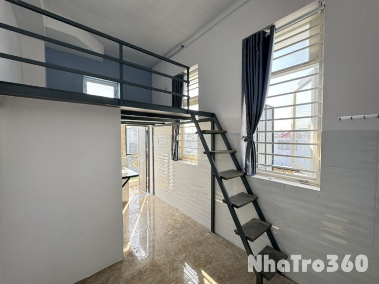 Nhà mới xây Lê Trọng Tấn- TÂN PHÚ có ban công riên