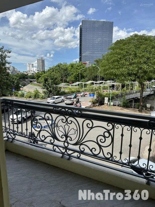 Cần cho thuê phòng tầng 2 tại vòng xoay Cầu Cót 45m2, địa điểm thuận tiện nhiều tiện ích, giá 5,5 triệu /tháng