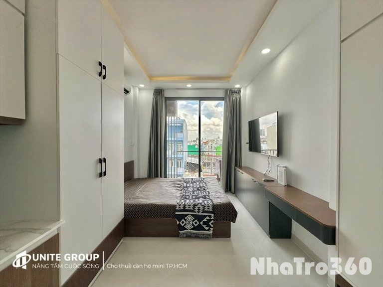 Căn hộ ban công, Full nội thất, gần nguyễn văn cừ