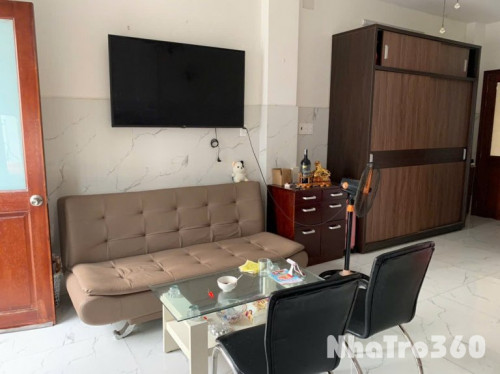 Cho thuê căn hộ ban công, Q8, Đường Dương Bá Trạc, gần cầu Nguyễn Văn Cừ, cầu Chữ Y, Công Viên Dạ Nam