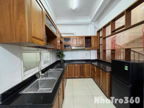 2 Phòng Ngủ ngay ngã tư hàng xanh