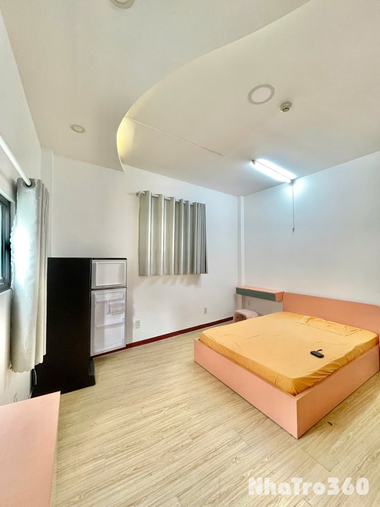 Cho thuê căn hộ tách bếp, Q4, Đường Tôn Thất Thuyết, gần ĐH Luật, ĐH Nguyễn Tất Thành, chợ Xóm Chiếu