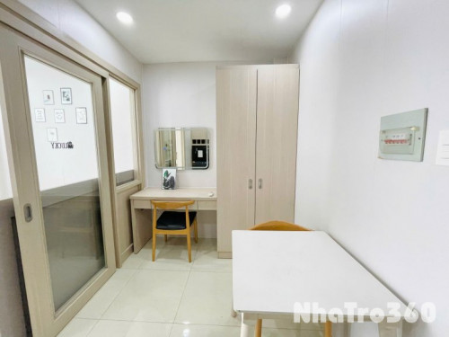 Cho thuê studio tách bếp, mặt tiền Trần Hưng Đạo Q1, ngay Pullman 