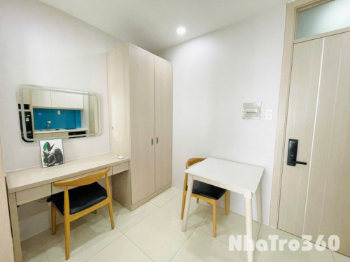 Cho thuê studio tách bếp, mặt tiền Trần Hưng Đạo Q1, ngay Pullman 