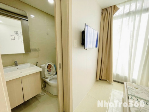 Cho thuê studio tách bếp, mặt tiền Trần Hưng Đạo Q1, ngay Pullman 