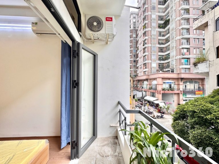 Căn Hộ Ban Công Máy Giặt Riêng Gần Cư Xá Bắc Hải