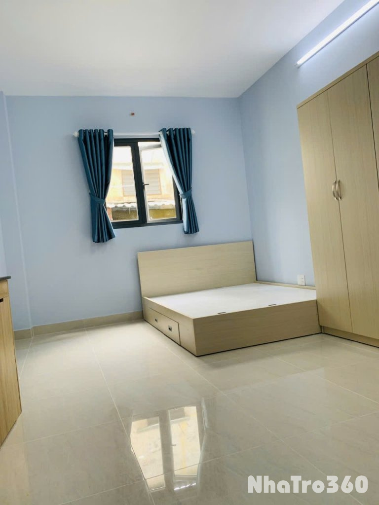 Cho thuê phòng trọ studio cửa sổ, ngay chợ Xóm Chiếu, Đh Luật, Đh Nguyễn Tất Thành, cầu Kênh Tẻ,...