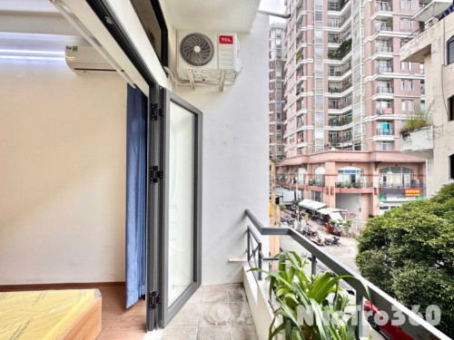 Căn Hộ Ban Công Máy Giặt Riêng Gần Cư Xá Bắc Hải