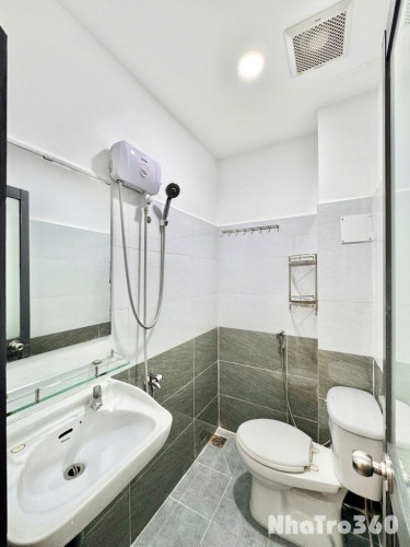 Căn Hộ Ban Công Máy Giặt Riêng Gần Cư Xá Bắc Hải