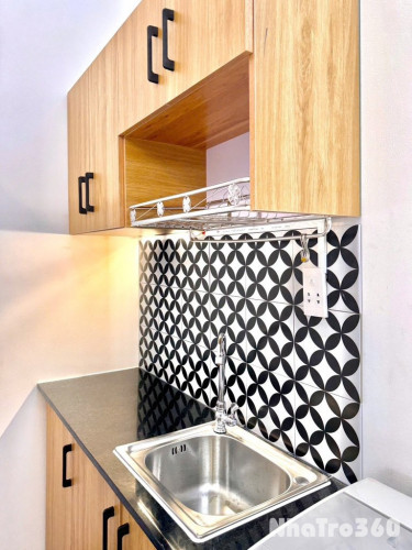 Căn Hộ Ban Công Máy Giặt Riêng Gần Cư Xá Bắc Hải