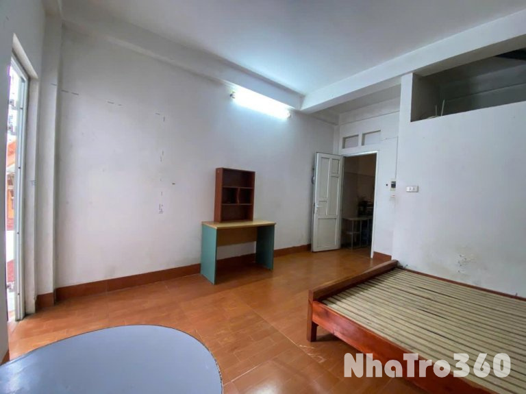 Cho Thuê phòng cực đẹp ban công thoáng ô tô đỗ tại Ngõ 116 Miếu Đầm, Mễ Trì